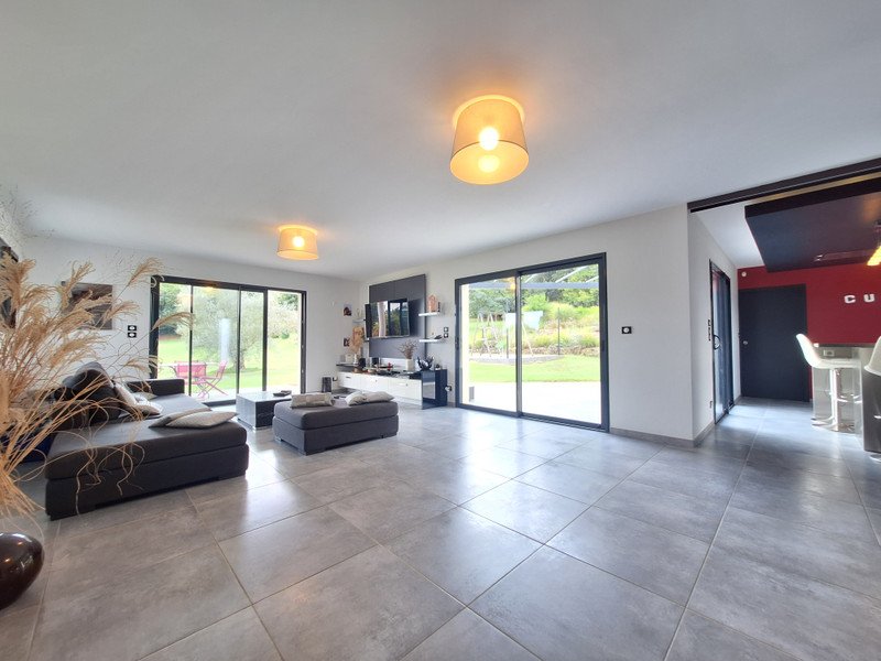 Maison à vendre, 147m², Sainte-Nathalène
