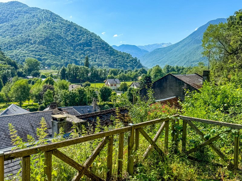 Maison à vendre, 107m², Saint-Béat-Lez
