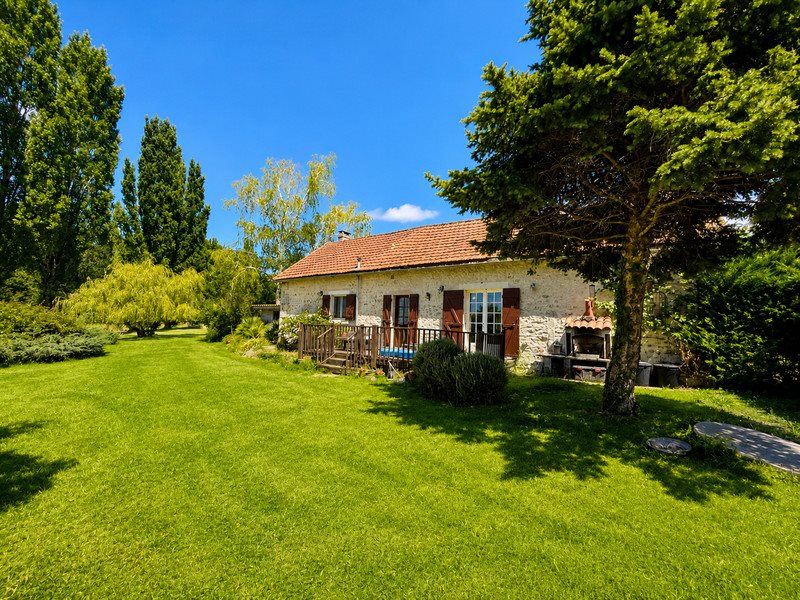 Maison à vendre, 119m², Chillac