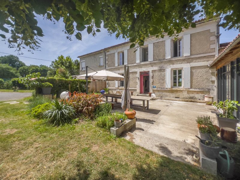 Maison à vendre, 268m², Angoulême