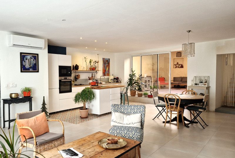 Maison à vendre, 176m², Azille