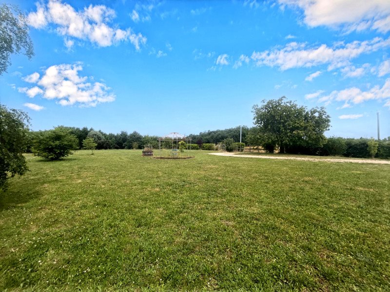 Maison à vendre, 150m², Saint-Georges-des-Agoûts