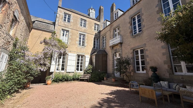 Maison à vendre, 383m², Mayenne