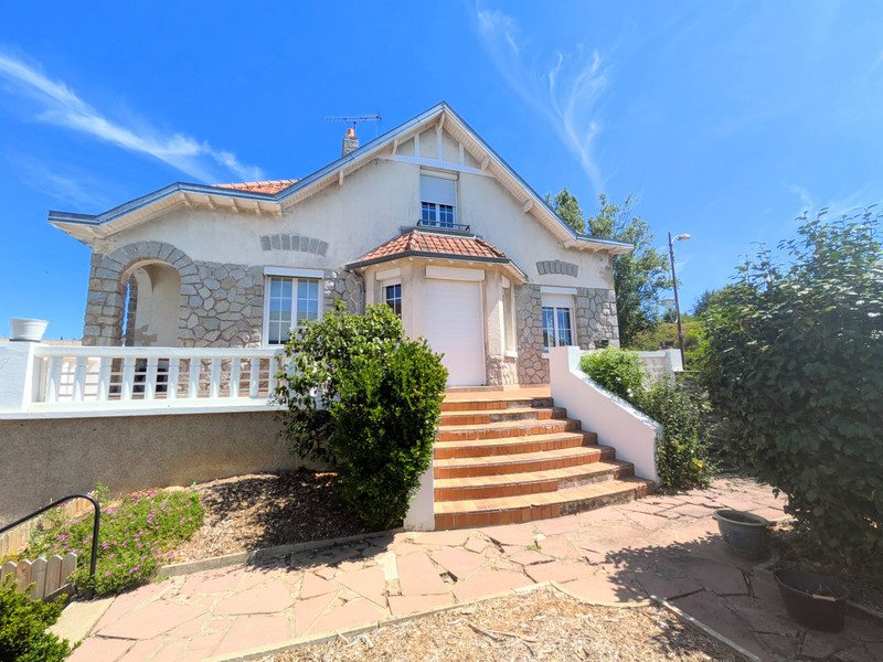 Maison à vendre, 148m², Saint-Yrieix-la-Perche