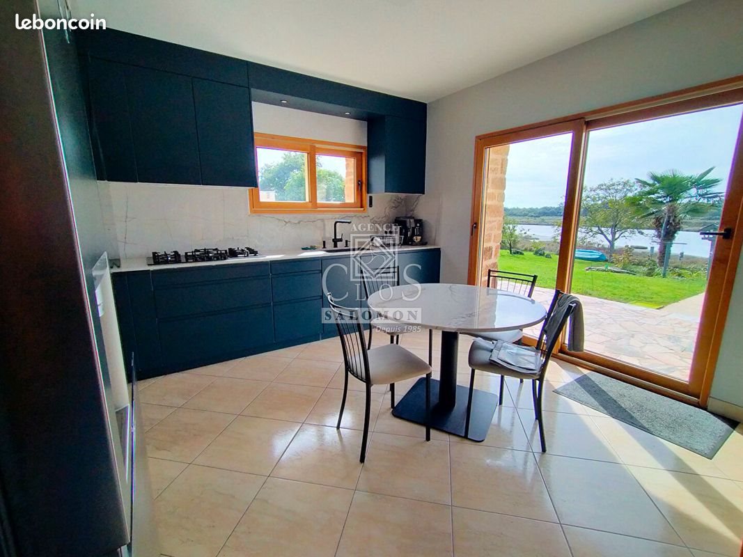 Maison à vendre, 245m², Theix