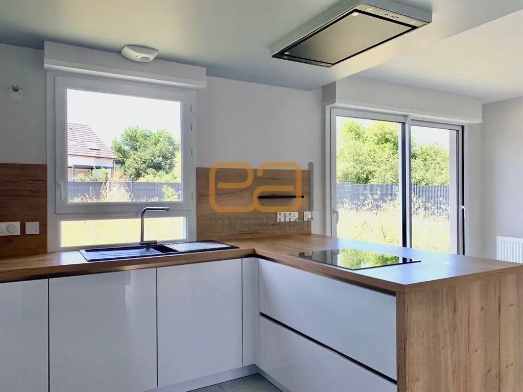 Maison à vendre, 84m², Trangé
