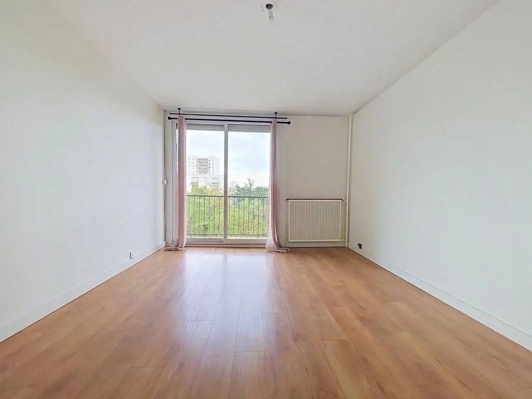 Appartement à vendre, 65m², Saint-Priest