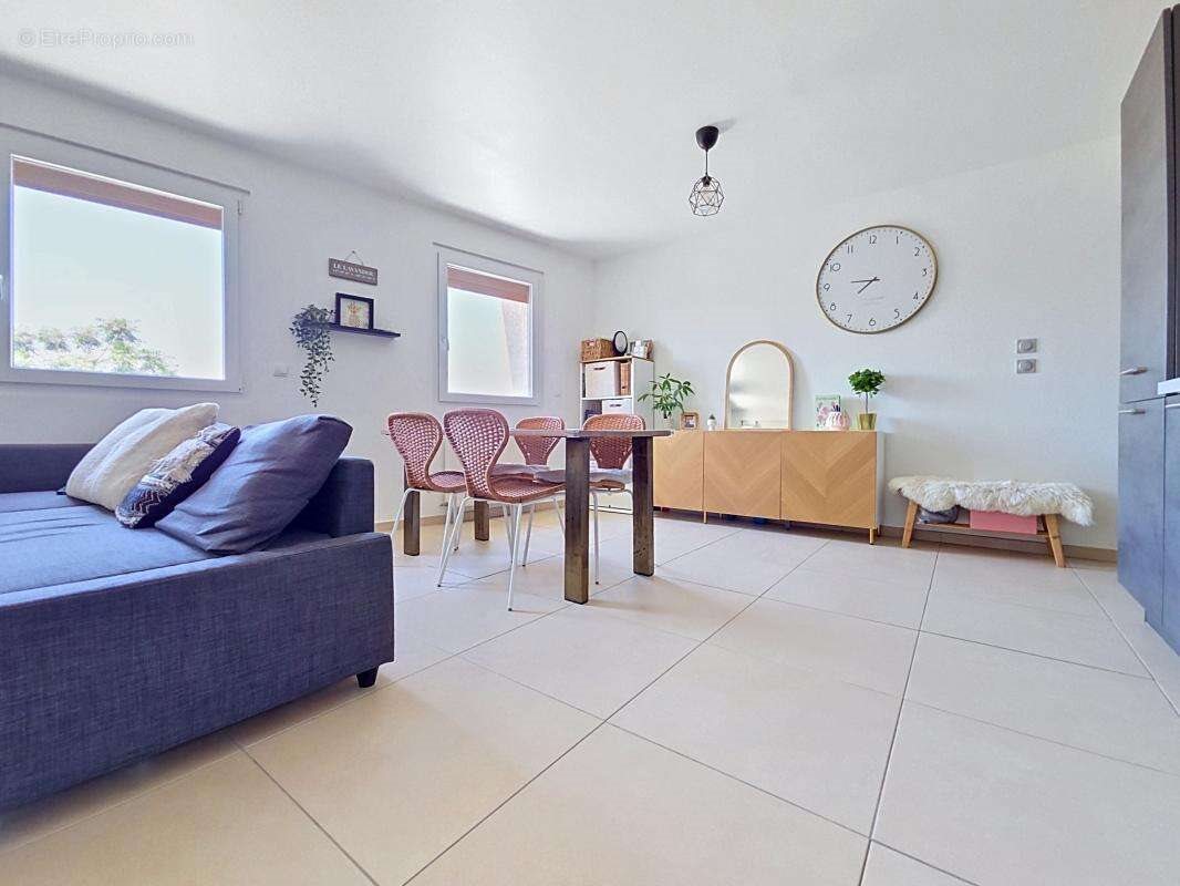 Appartement à vendre, 62m², Mions