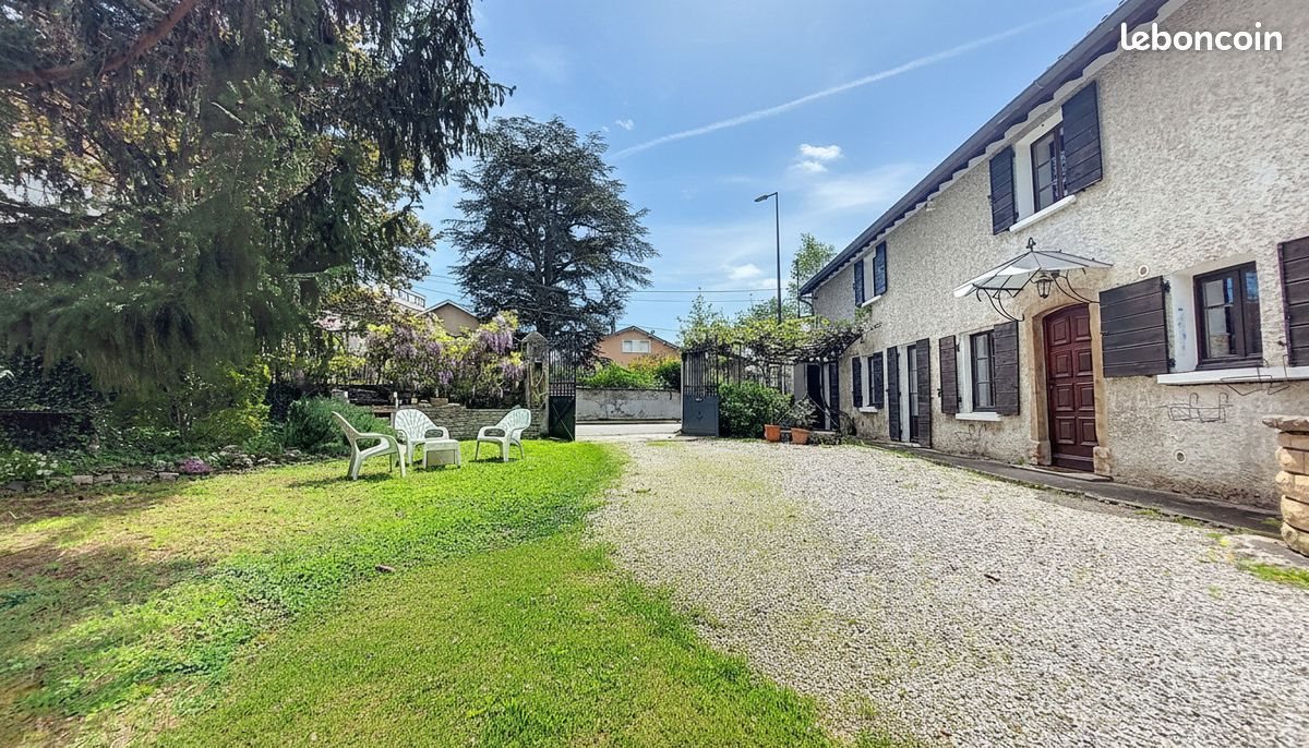 Maison à vendre, 202m², Saint-Priest