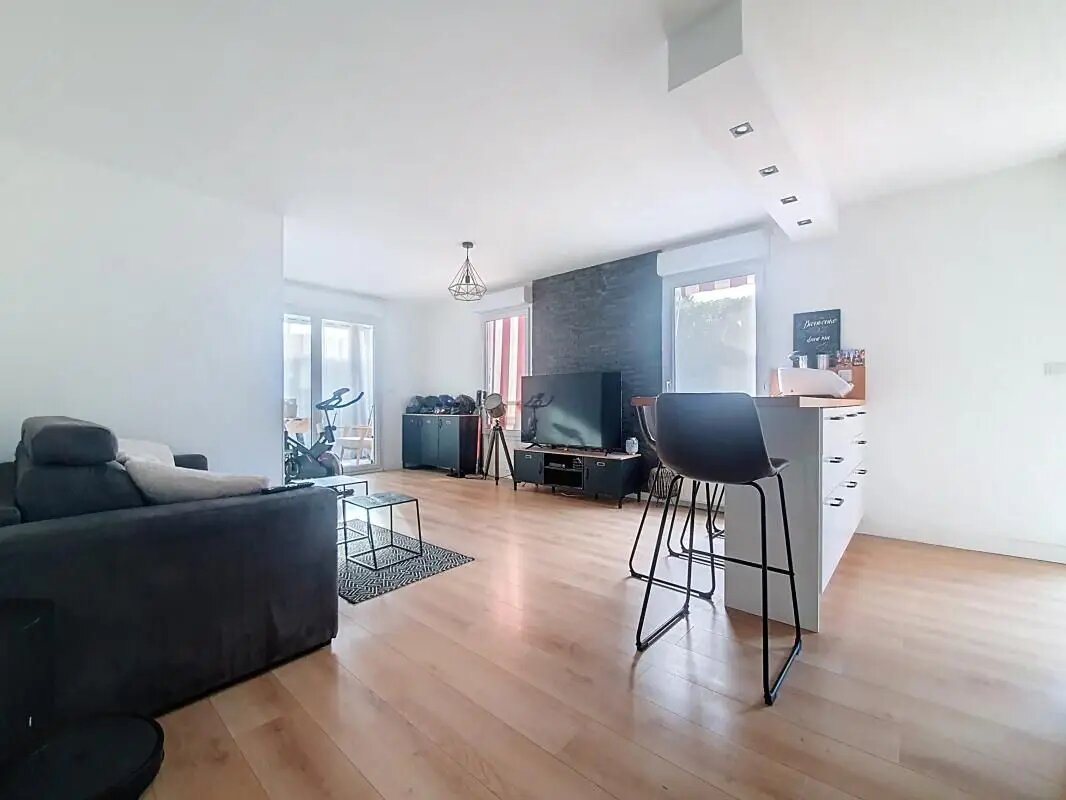 Appartement à vendre, 72m², Mions