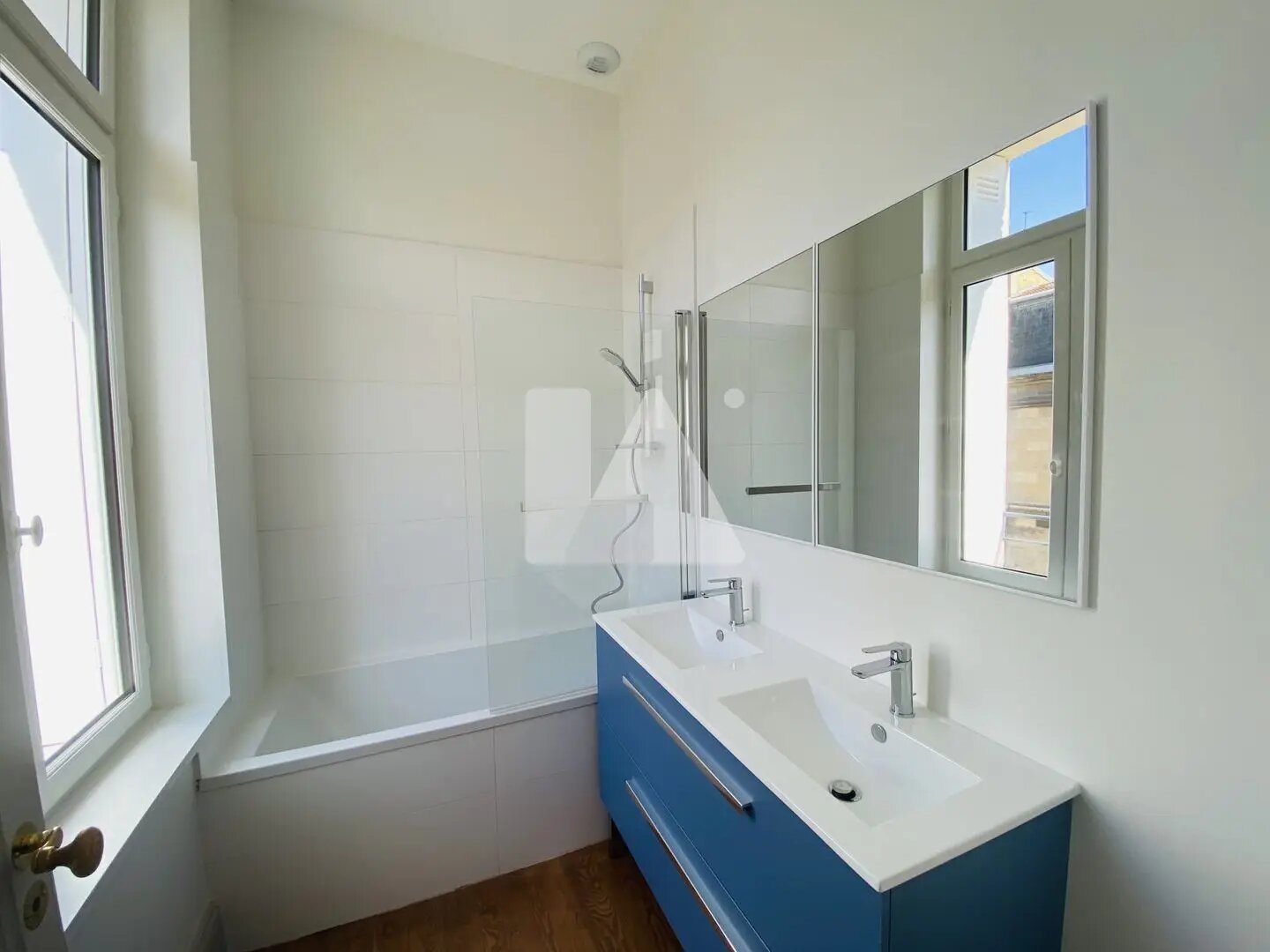 Appartement à louer, 57m², Bordeaux