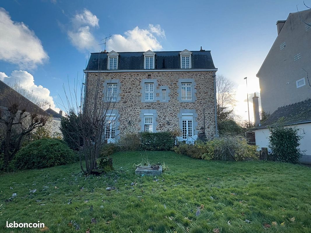 Maison à vendre, 257m², Mayenne
