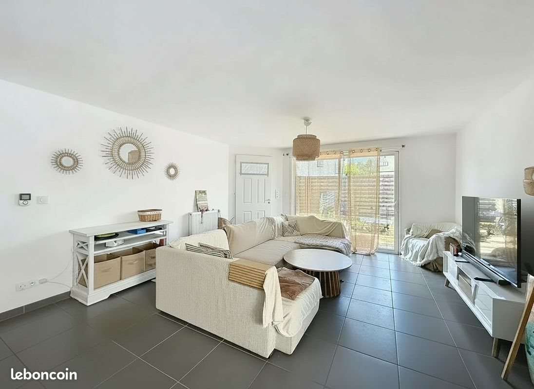 Maison à vendre, 93m², Laval