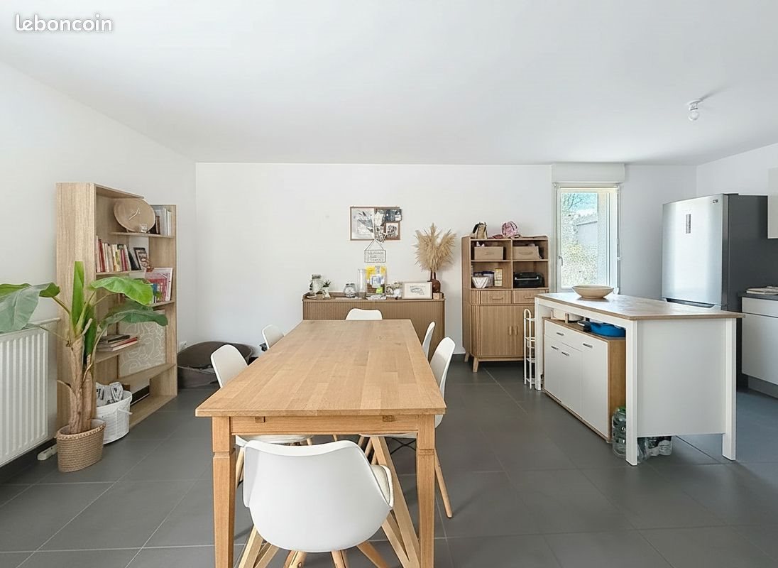 Maison à vendre, 93m², Laval