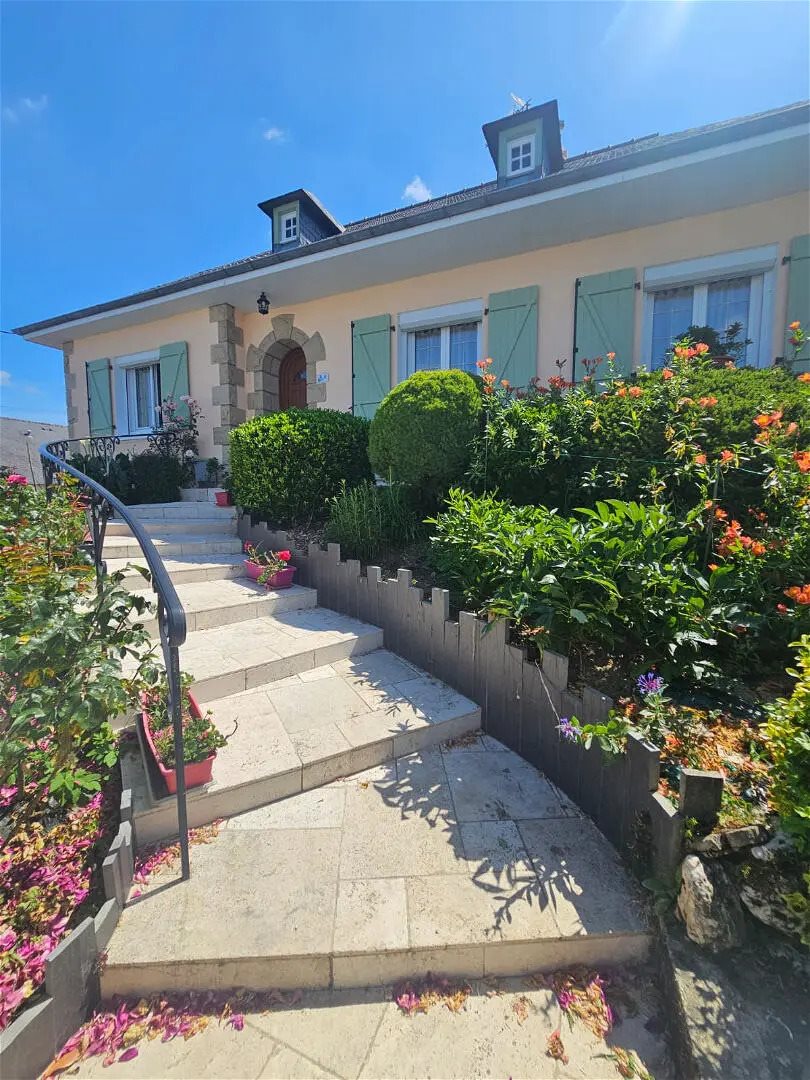 Maison à vendre, 95m², Quelaines-Saint-Gault