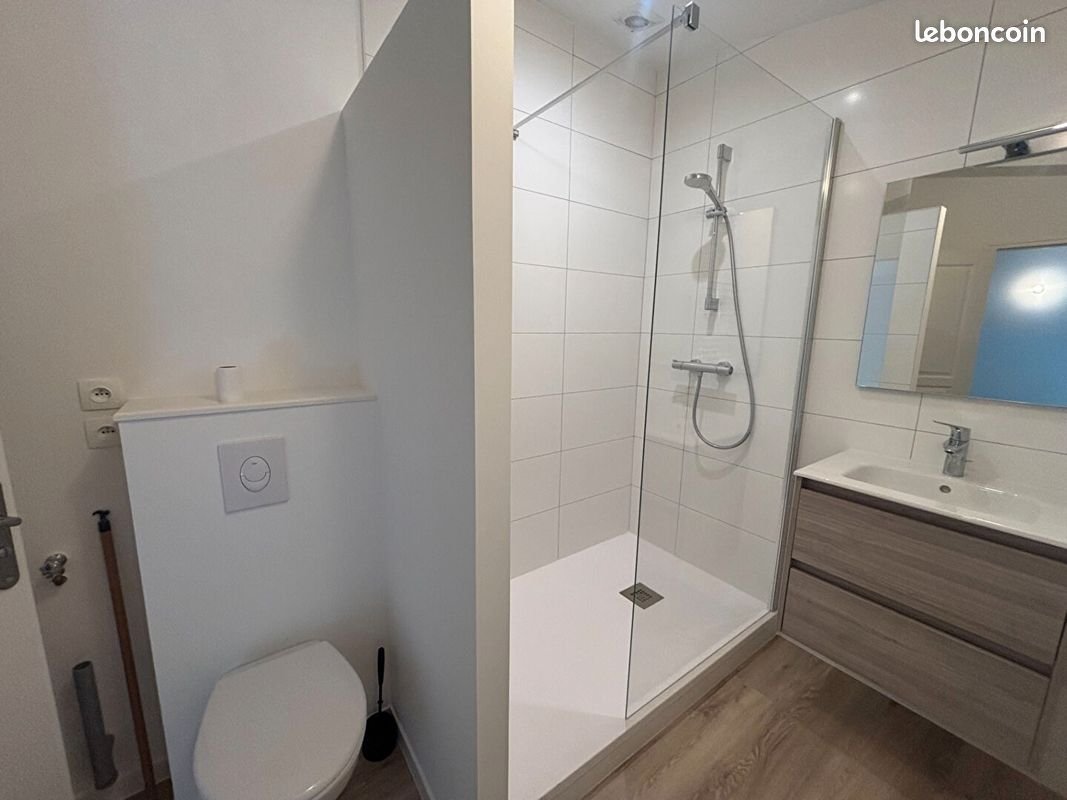 Maison à louer, 67m², Montenay
