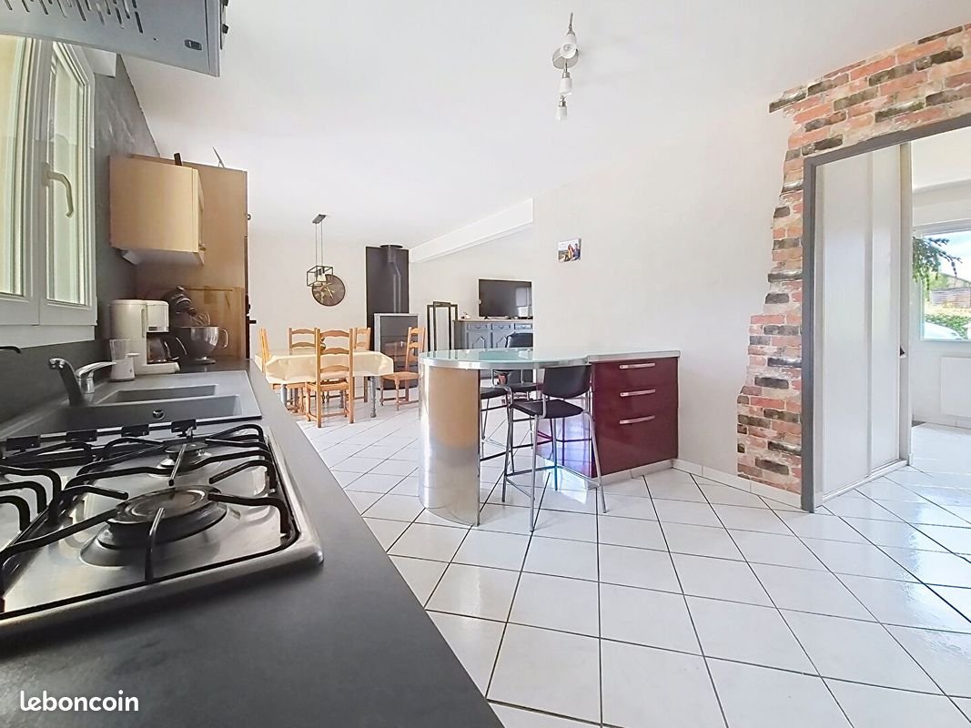Maison à vendre, 150m², Saint-Ouën-des-Toits