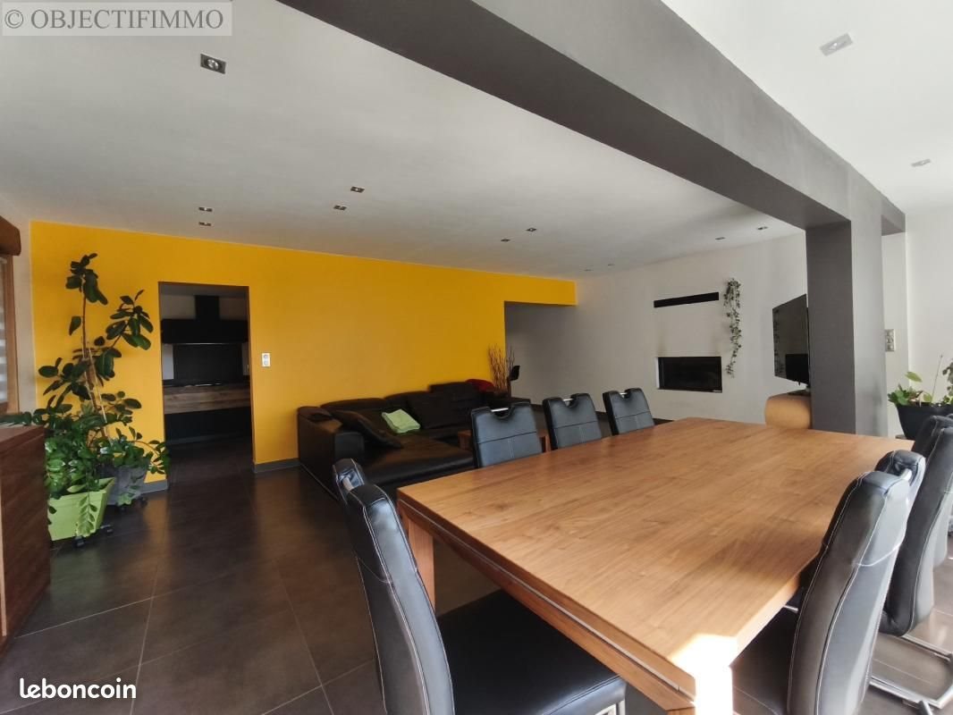 Maison à vendre, 181m², Leyr
