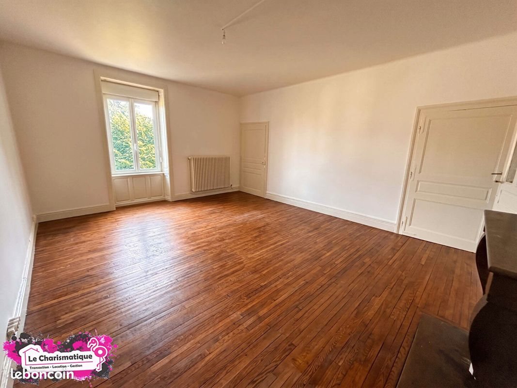 Appartement à louer, 140m², Fontaine-lès-Luxeuil