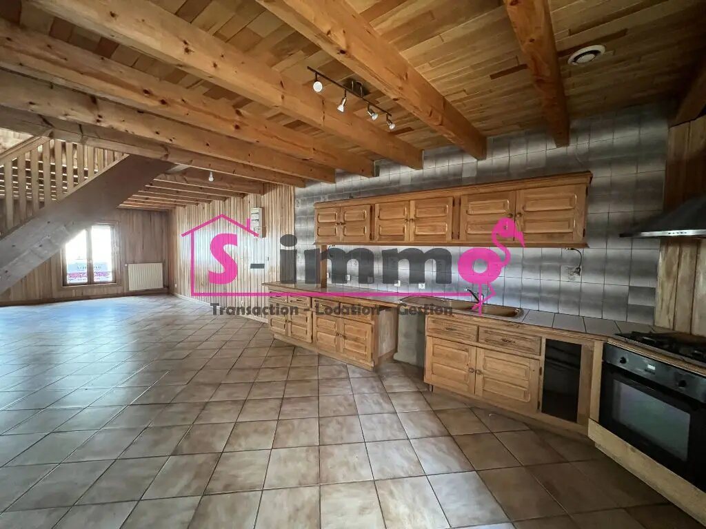 Appartement à louer, 84m², Luxeuil-les-Bains