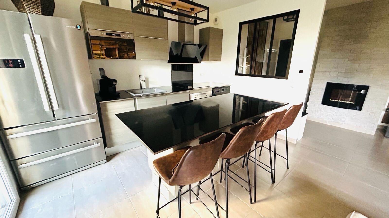 Appartement à vendre, 64m², Saint-Thibault-des-Vignes