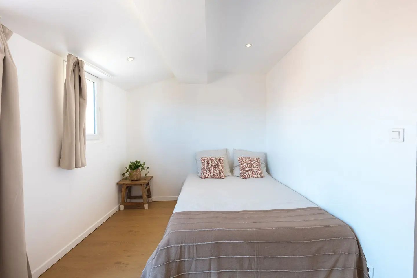 Appartement à louer, 28m², Marseille 6ème
