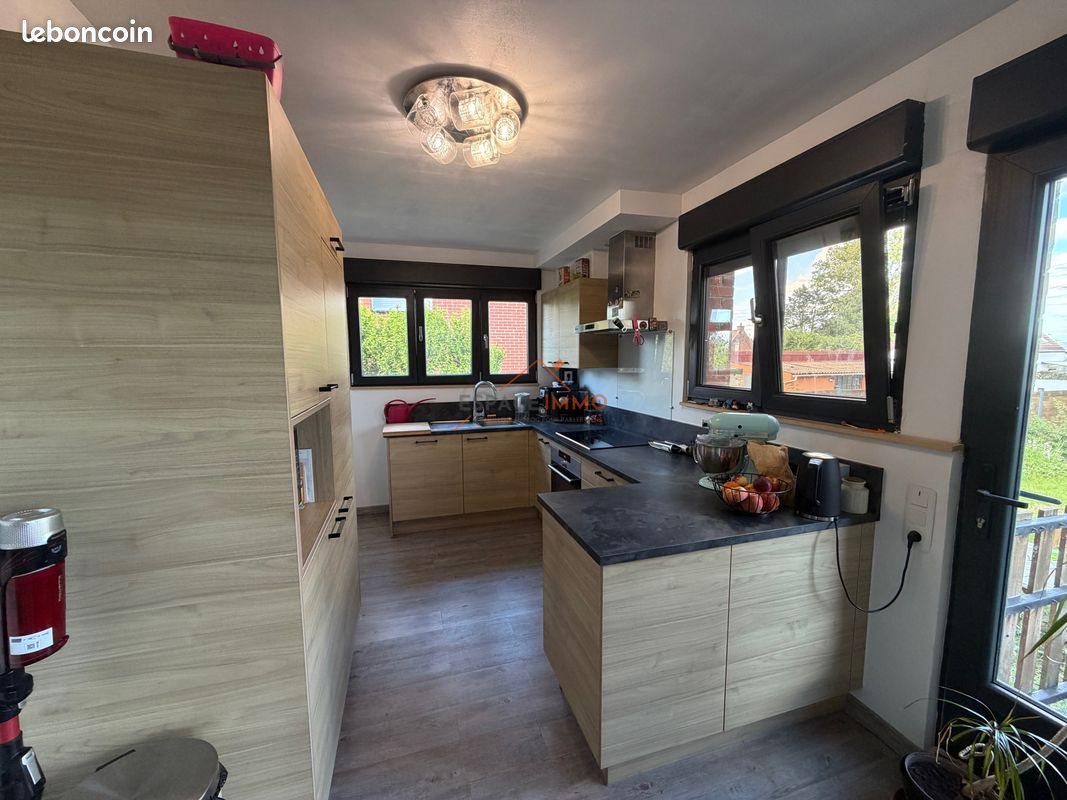 Maison à vendre, 95m², Hélesmes