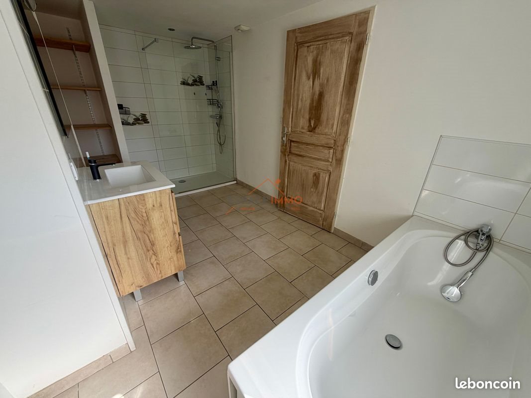Maison à louer, 101m², Avesnes-le-Sec