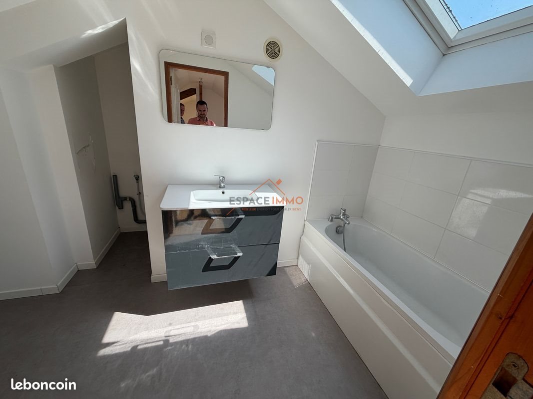 Appartement à louer, 40m², Denain