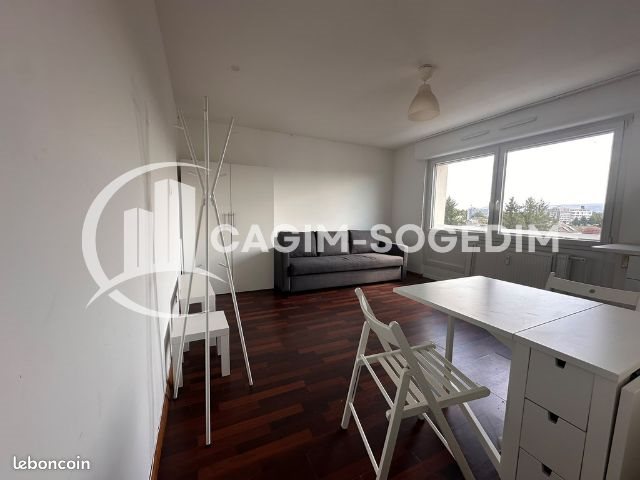Appartement à louer, 24m², Huningue
