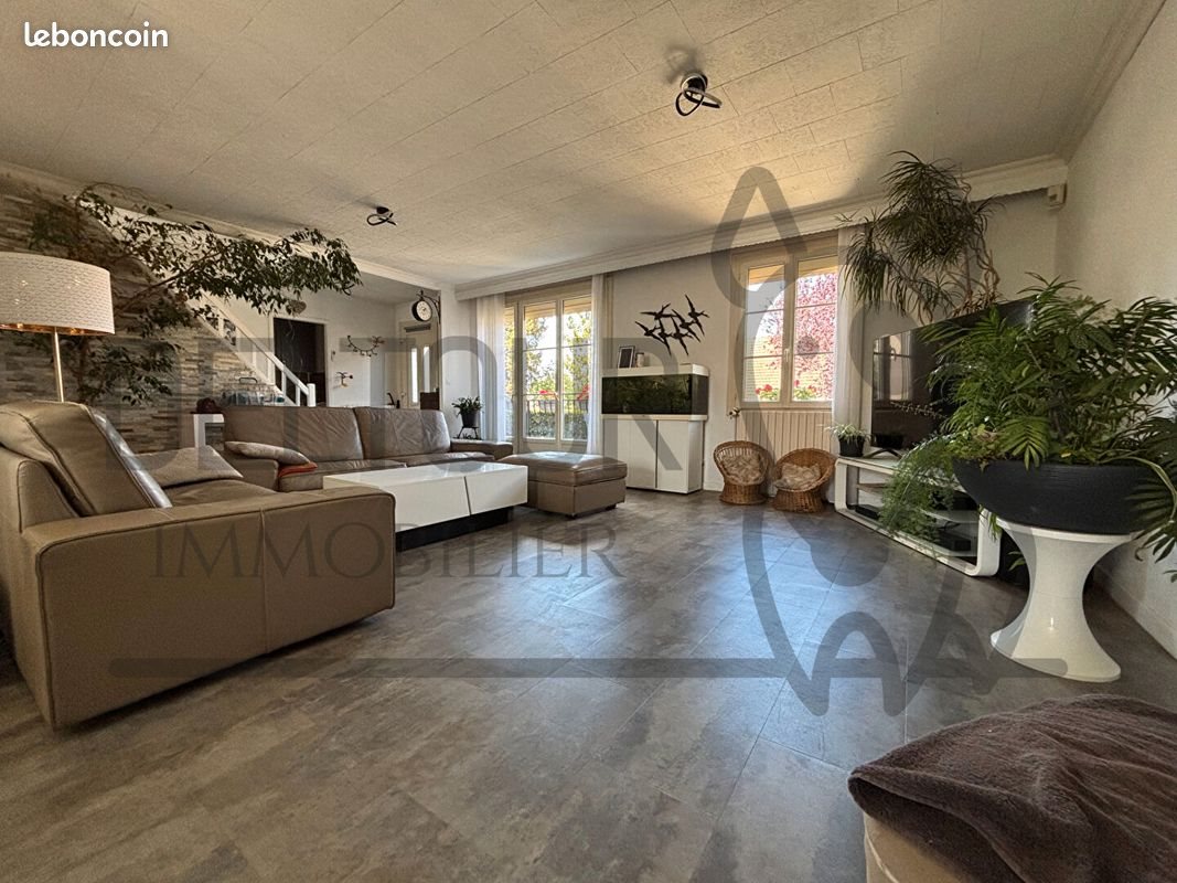 Maison à vendre, 119m², Faremoutiers