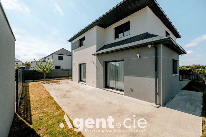 Maison à vendre, 141m², Eterville