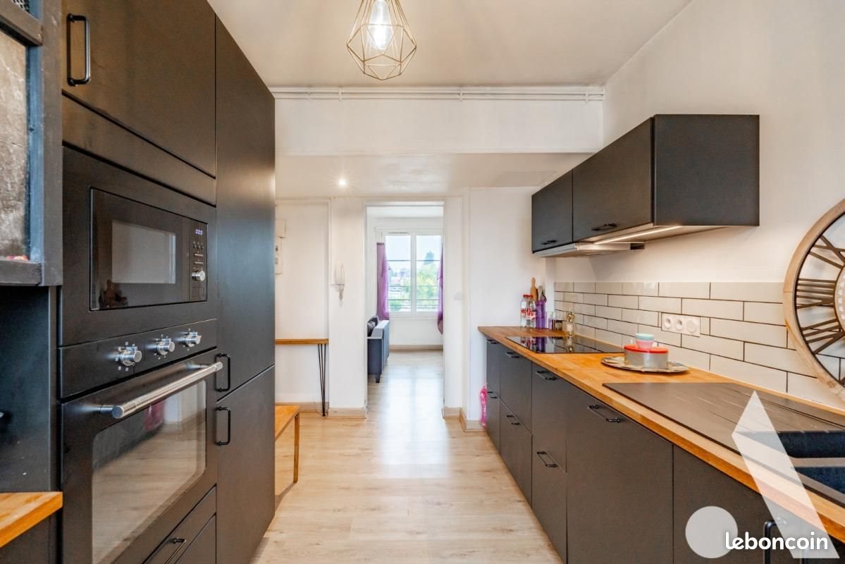 Appartement à louer, 70m², Flers