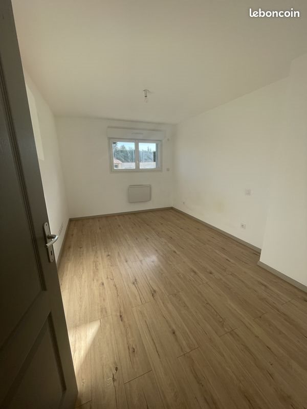 Appartement à louer, 62m², Anneyron