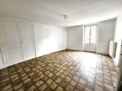 Appartement à louer, 93m², Epinouze