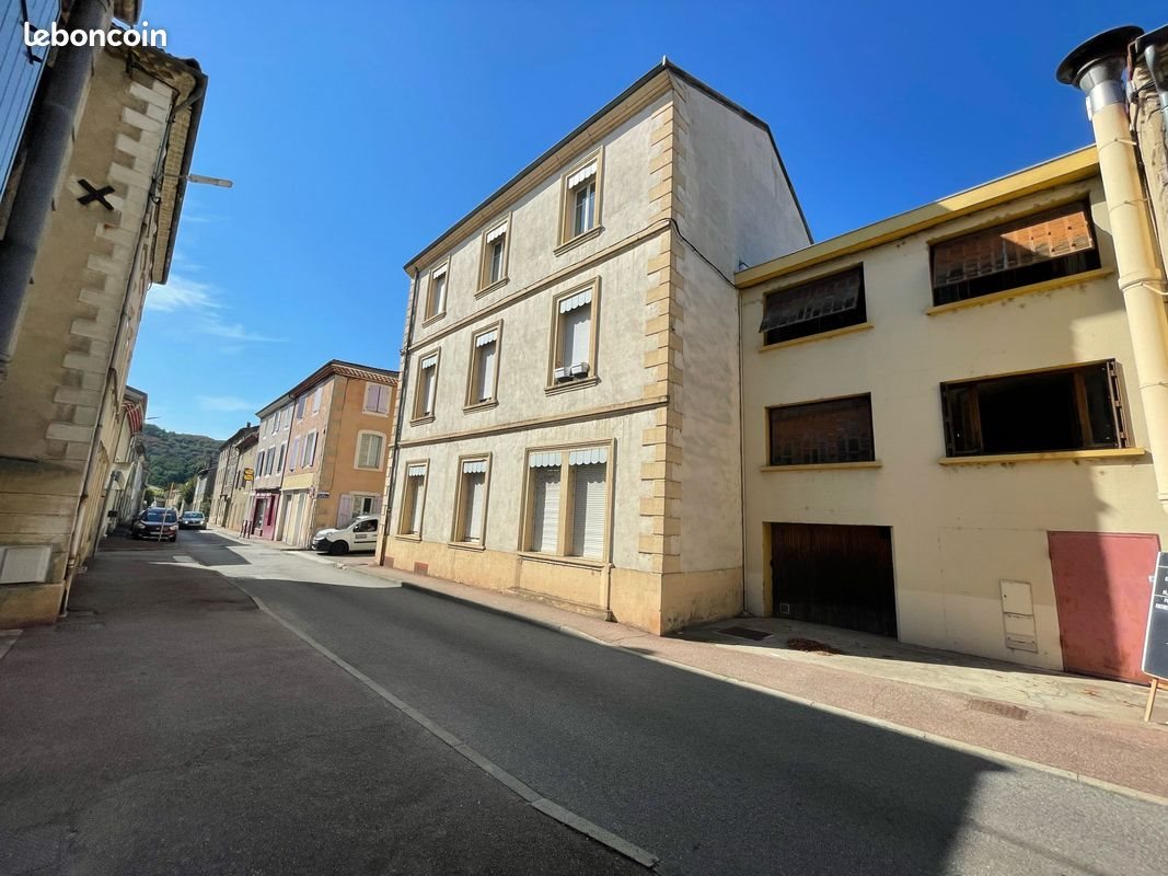Appartement à louer, 35m², Saint-Uze