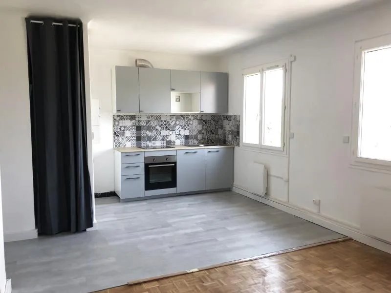 Appartement à louer, 42m², Anneyron