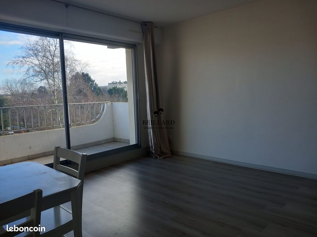Appartement à louer, 47m², Pau