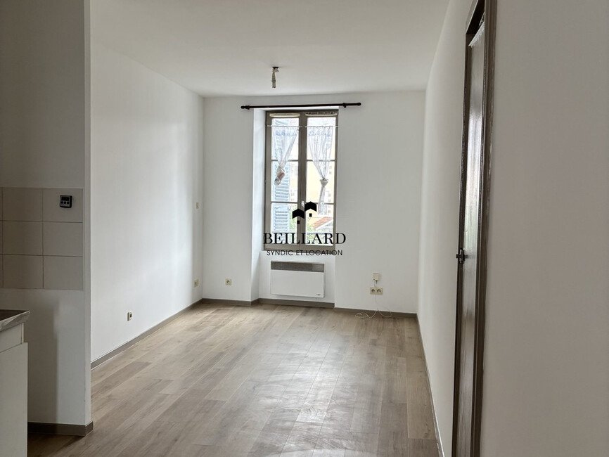 Appartement à louer, 27m², Pau