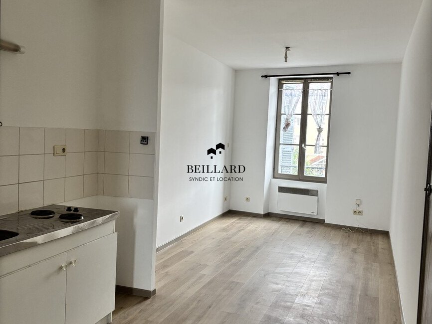 Appartement à louer, 27m², Pau