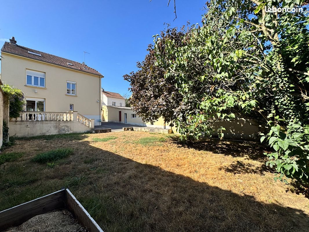 Maison à vendre, 226m², Charleville-Mézières