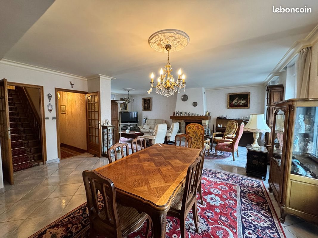Appartement à vendre, 192m², Charleville-Mézières