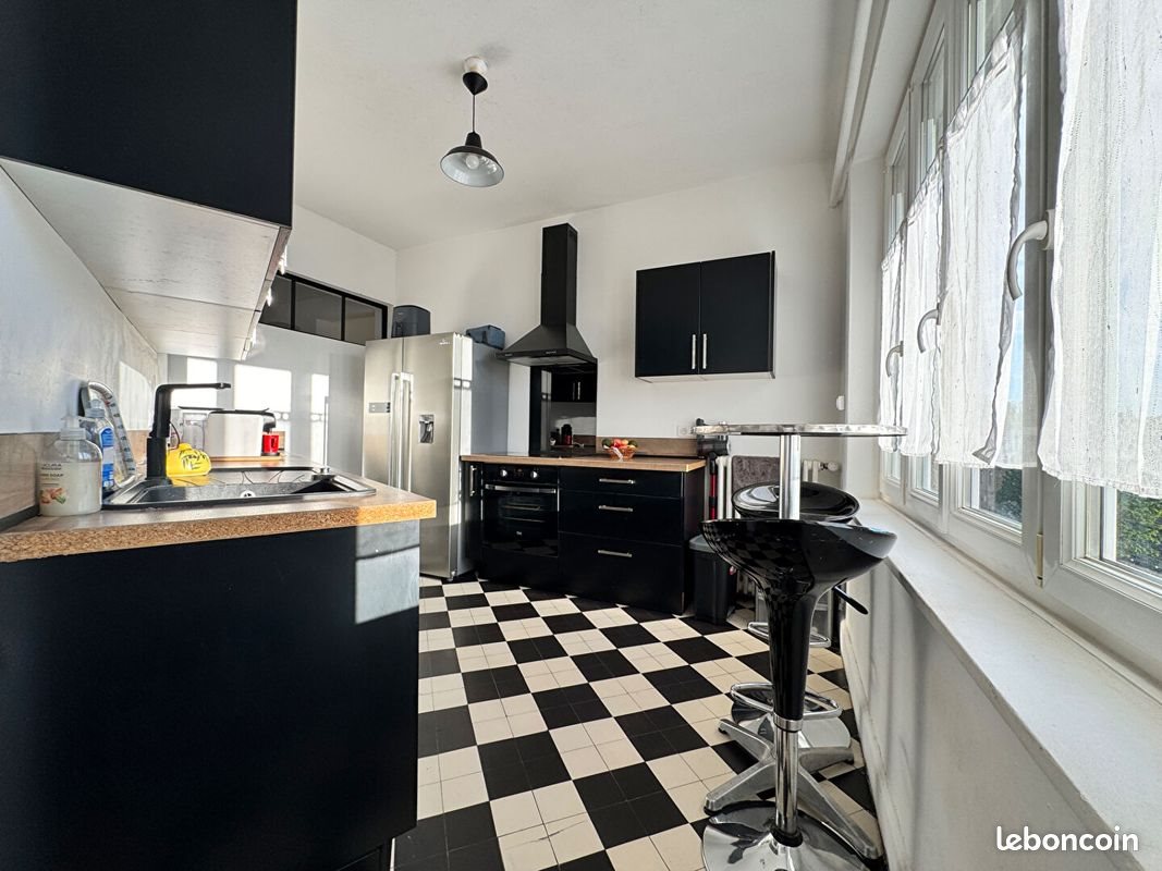 Appartement à vendre, 88m², Charleville-Mézières