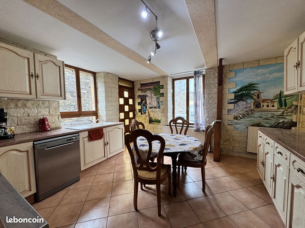 Maison à vendre, 115m², Gespunsart