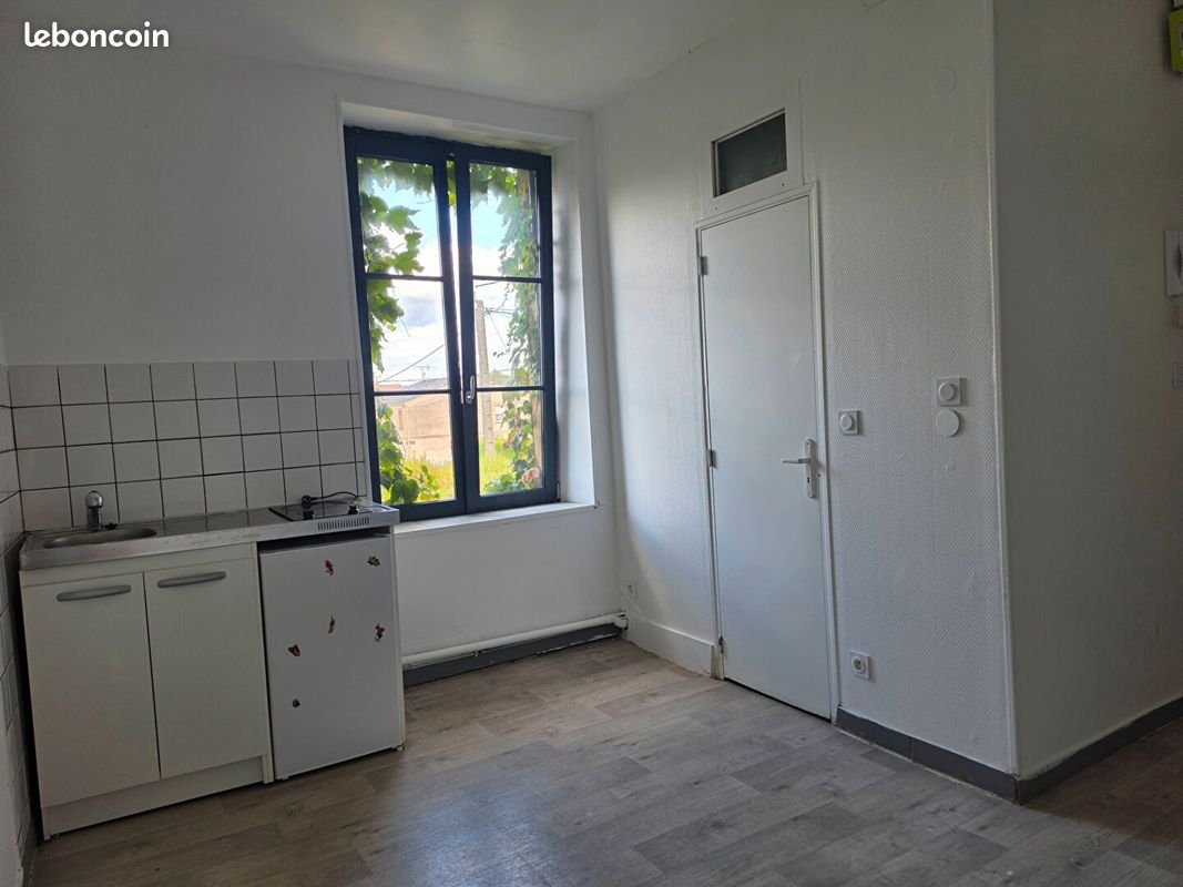 Appartement à louer, 14m², Charleville-Mézières