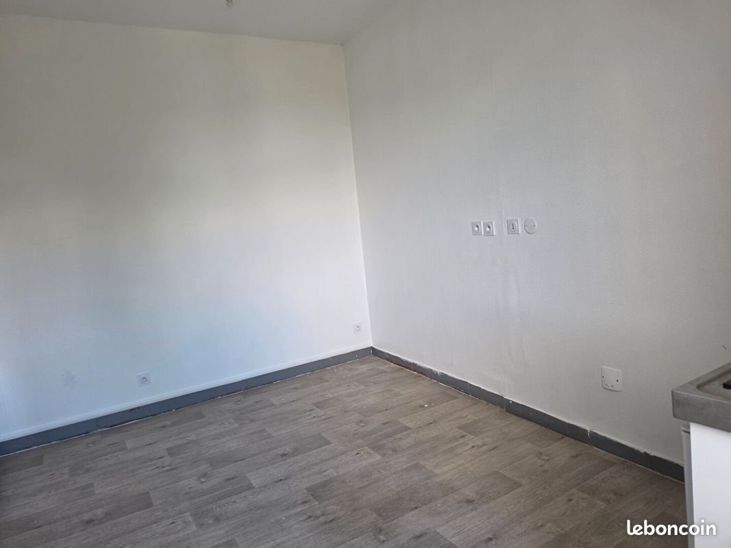 Appartement à louer, 14m², Charleville-Mézières