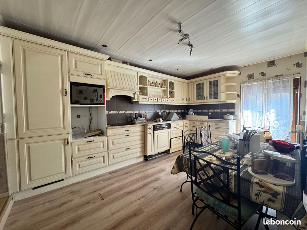 Maison à vendre, 180m², Charleville-Mézières