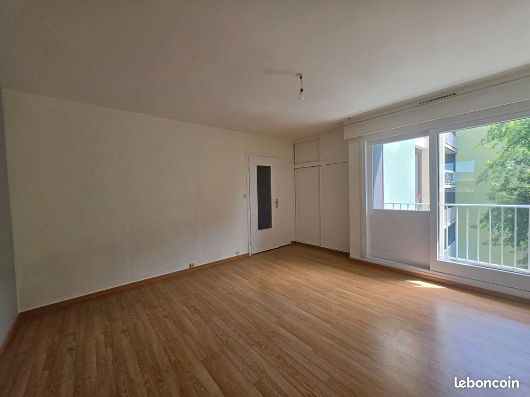 Appartement à louer, 53m², Charleville-Mézières