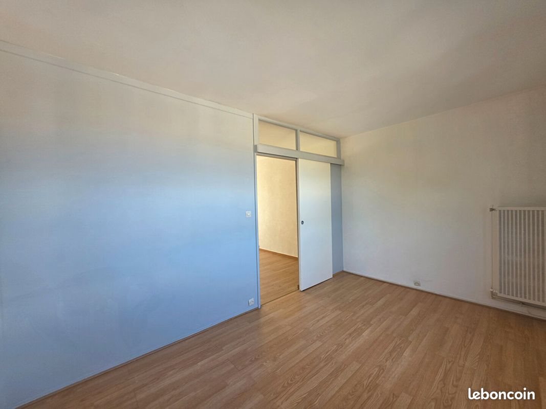 Appartement à louer, 53m², Charleville-Mézières
