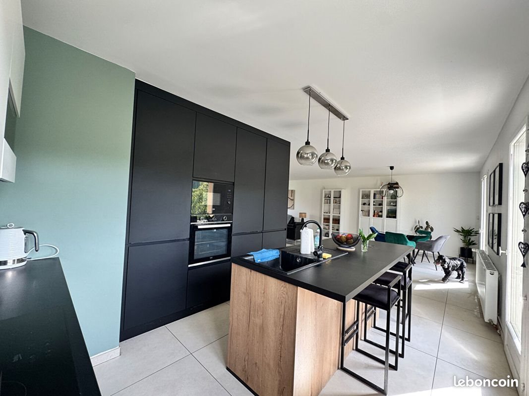 Maison à vendre, 135m², Aiglemont
